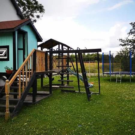 Cedar Crest Aparthotel Risnov